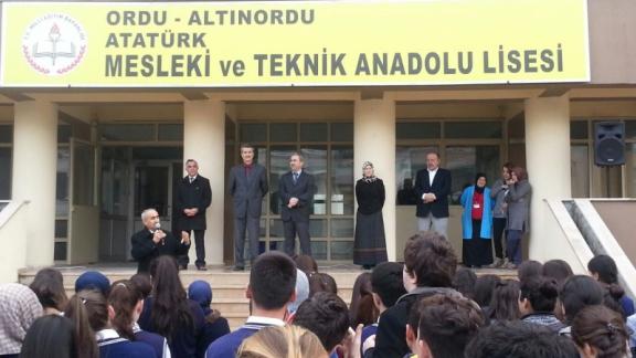 İl Müdürümüz Sayın Nevzat TÜRKKAN Yeni Binasına Taşınan Altınordu Atatürk Sağlık Meslek Lisesinin Öğrenci ve Öğretmenleriyle Biraraya Geldi