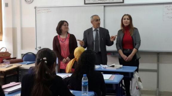 İl Müdürümüz Sayın Nevzat TÜRKKAN Boztepe Mesleki ve Teknik Anadolu Lisesinde Öğretmen ve Öğrencilerle Biraraya Gelerek Motivasyon Toplantısı Yaptı.