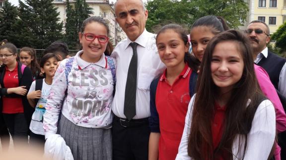 İl Müdürümüz Sayın Nevzat TÜRKKAN Hamdullah Suphi Tanrıöver Ortaokulu Tübitak Bilim Şenliğine Katıldı