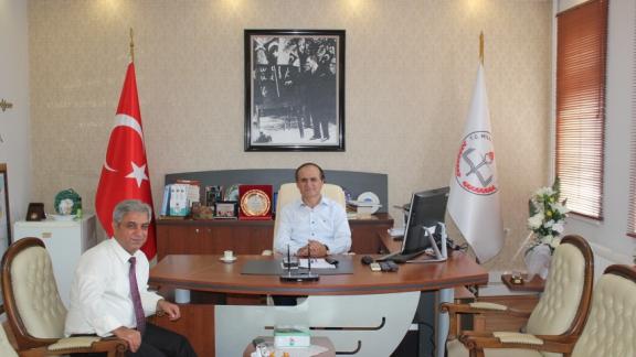 Ordu Türk Telekom İl Müdürü Hacı ÖZTÜRK, Milli Eğitim Müdürümüz Dr. Şaban KARATAŞ´ ı Makamında Ziyaret Etti.