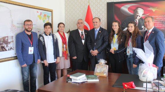 KKTC Hala Sultan İlahiyat Koleji Öğrencilerinden Millî Eğitim Müdürümüz Dr. Şaban Karataş’a Ziyaret