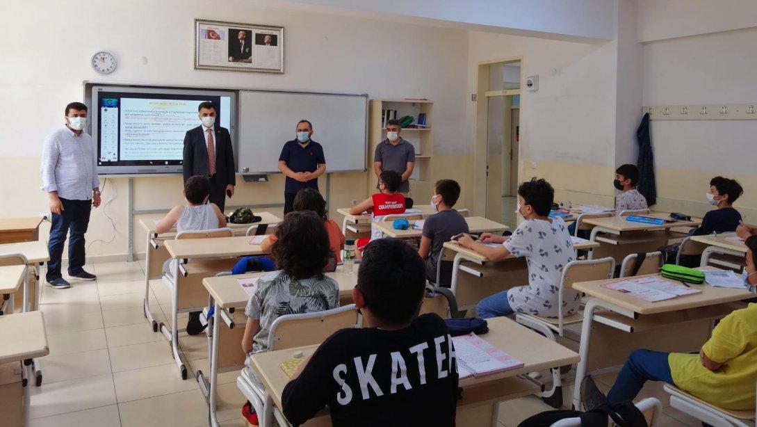 İl Millî Eğitim Müdürümüz, Altınordu'da Destekleme ve Yetiştirme Kurslarını Ziyaret Etti