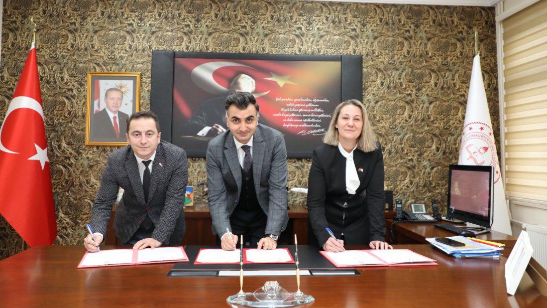 Müdürlüğümüz ile Türk Kızılayı Ordu Kan Bağışı Merkezi Müdürlüğü Arasında Protokol İmzalandı