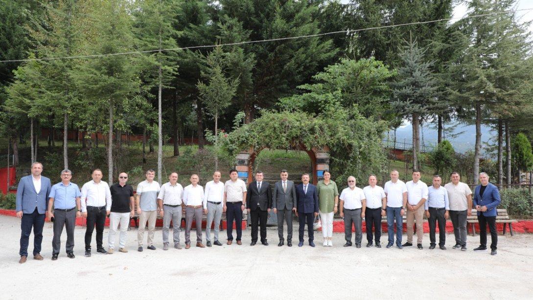 Gölköy'de İlçe Millî Eğitim Müdürleri ile Değerlendirme Toplantısı Düzenlendi