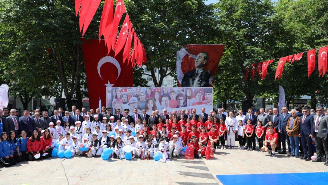 19 Mayıs Atatürk'ü Anma, Gençlik ve Spor Bayramı, İlimizde Coşkuyla Kutlandı